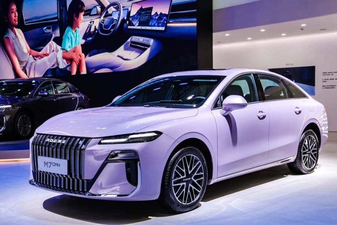 明年車市“非常痛苦”,張亮如何帶領(lǐng)榮威以價值戰(zhàn)破局?