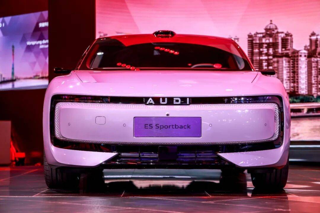 當奧迪E5 Sportback遇上蔚來ET5T:一場關(guān)于駕控本質(zhì)的對話